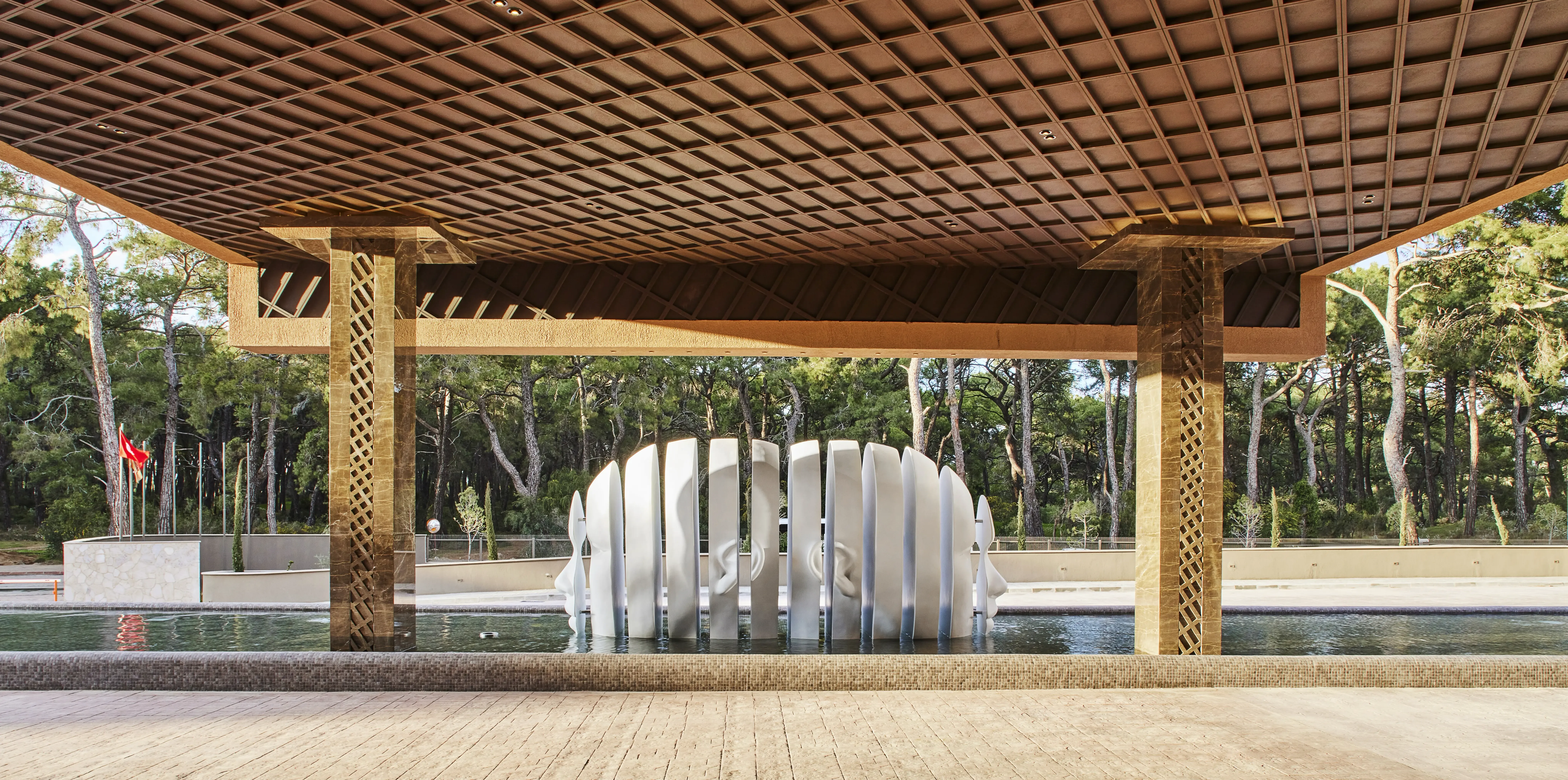 ПОЧЕМУ LUSSO SORGUN?