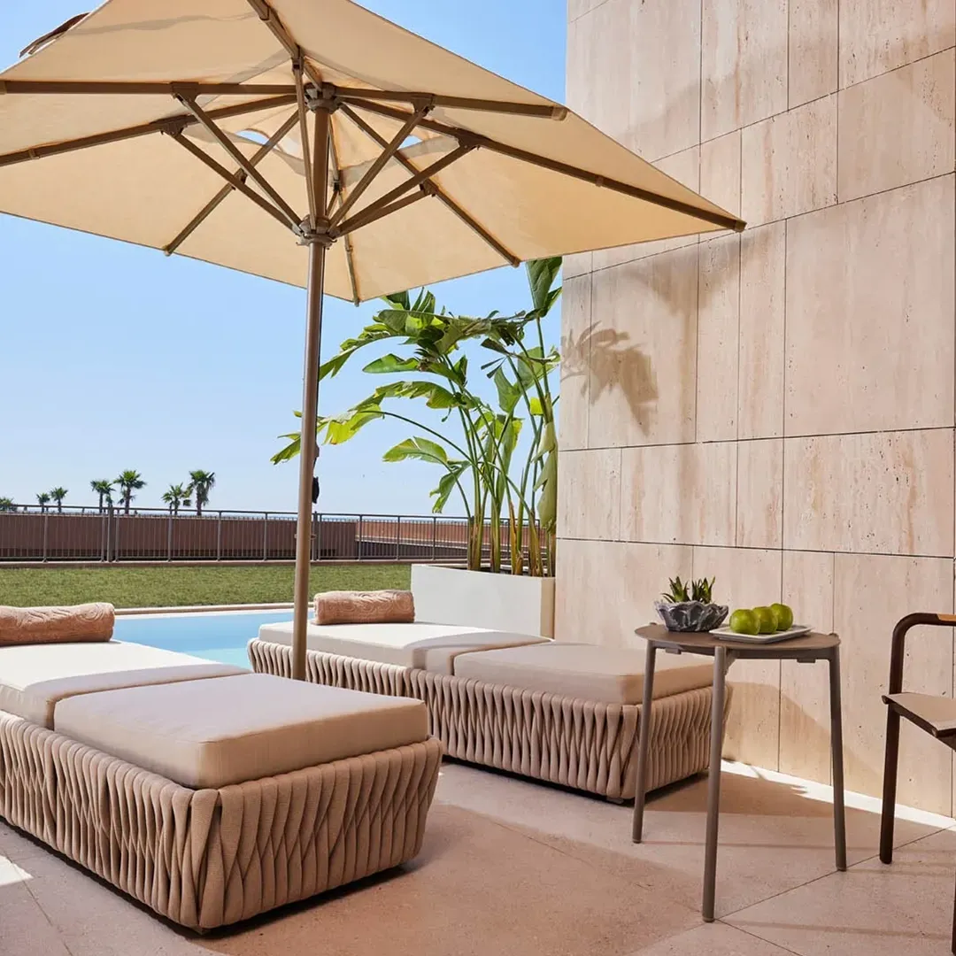 Infinity Swim-Up Oda