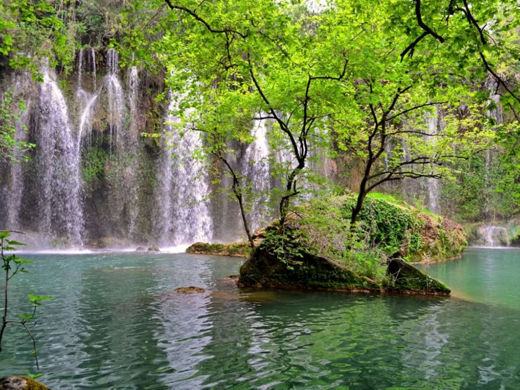 Kurşunlu Şelalesi