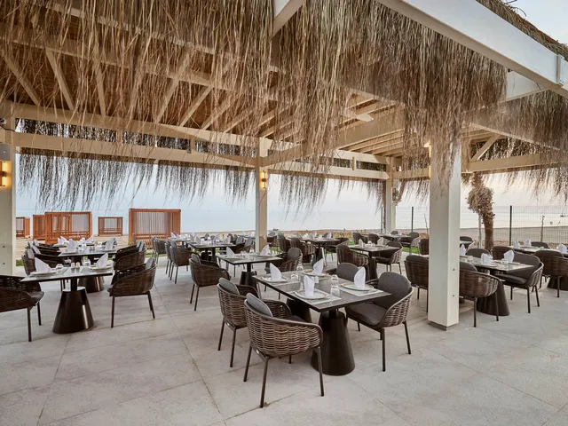 A'la Carte Sini Restaurant 1