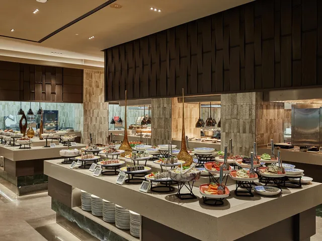 Savory Main Restaurant 9