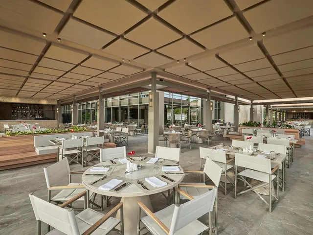 Savory Main Restaurant 10