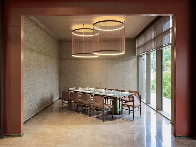 Savory Main Restaurant 15