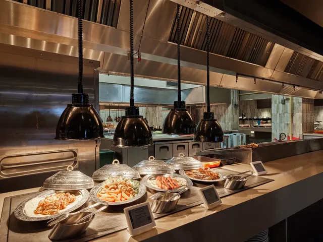 Savory Main Restaurant 2