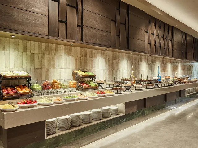 Savory Main Restaurant 8