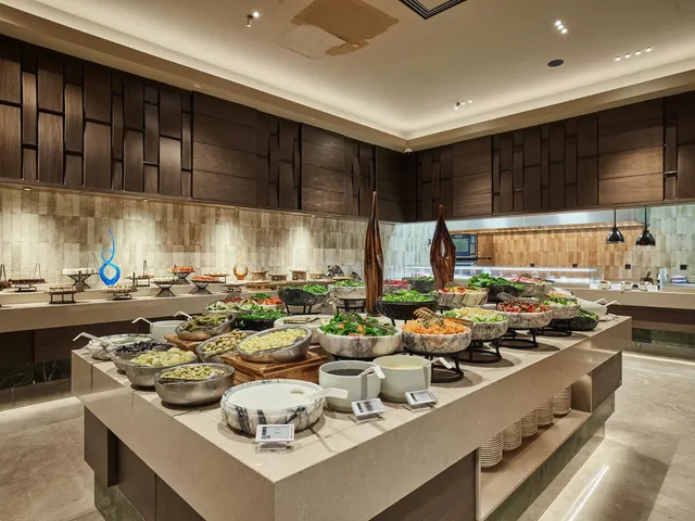 Savory Main Restaurant 20