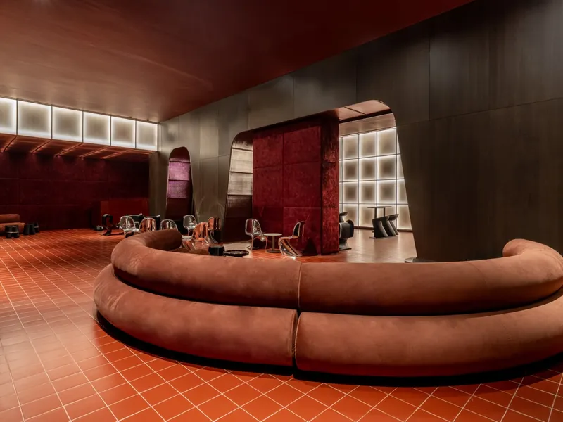 https://cdn.woxxtech.com/lussosorgun_com/suite-5-night-club-3-1774441824095.jpg