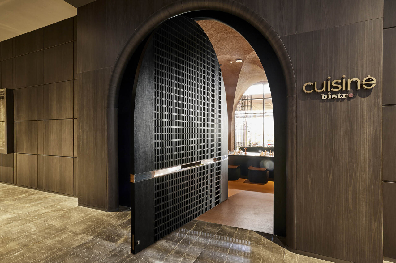 CUISINE 24 BISTRO